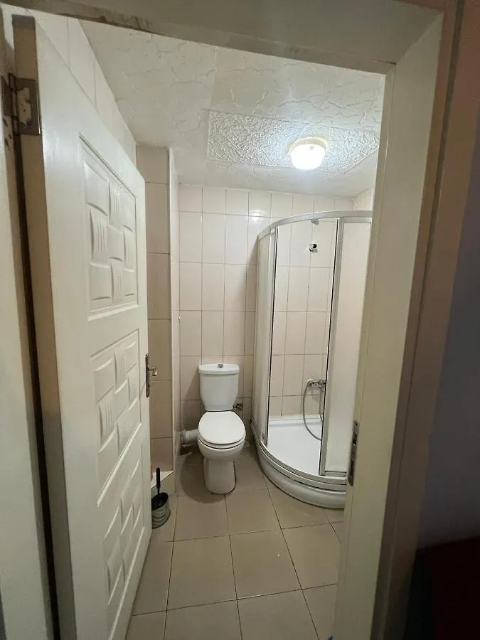 Zeus Apart Istanbul Apartment 0*,