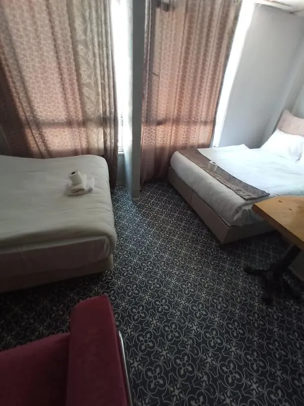 Zeus Apart Istanbul Apartment