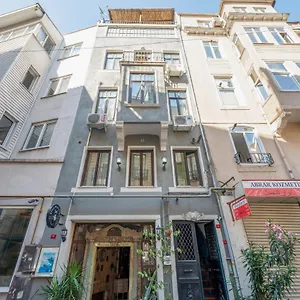 Taksim Antique Apartahotel